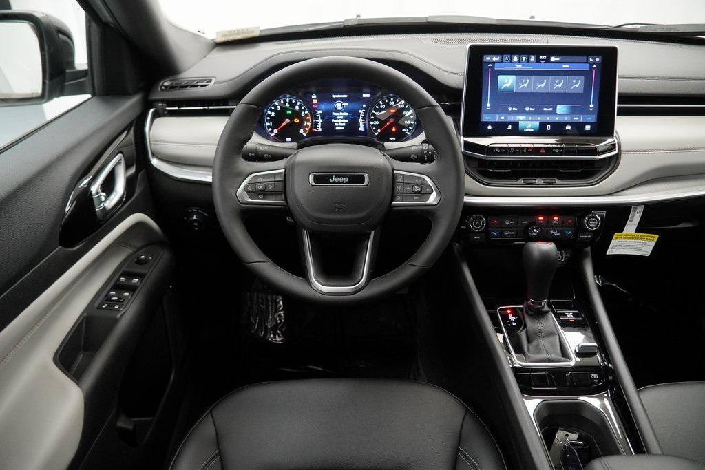 new 2025 Jeep Compass car, priced at $29,840