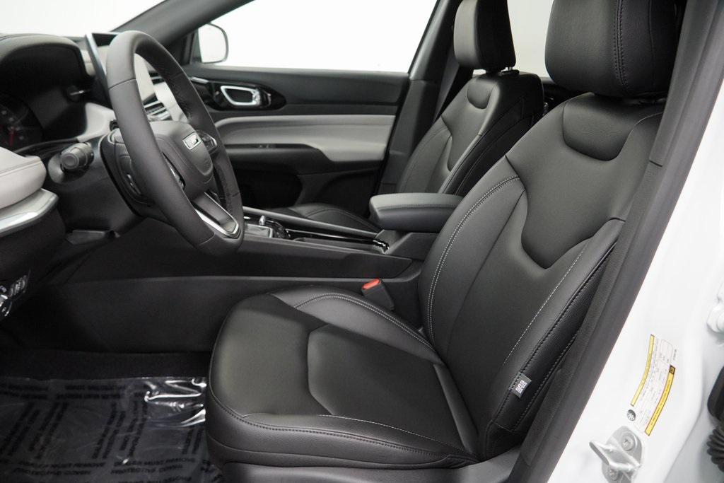 new 2025 Jeep Compass car, priced at $29,840