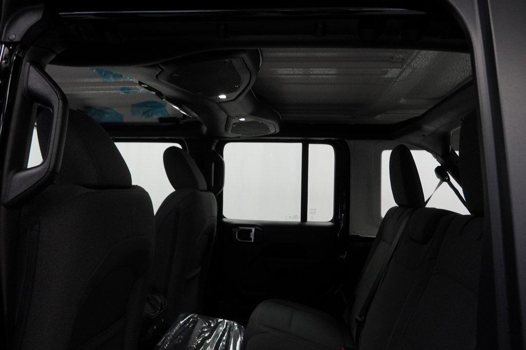 new 2025 Jeep Wrangler car, priced at $37,080