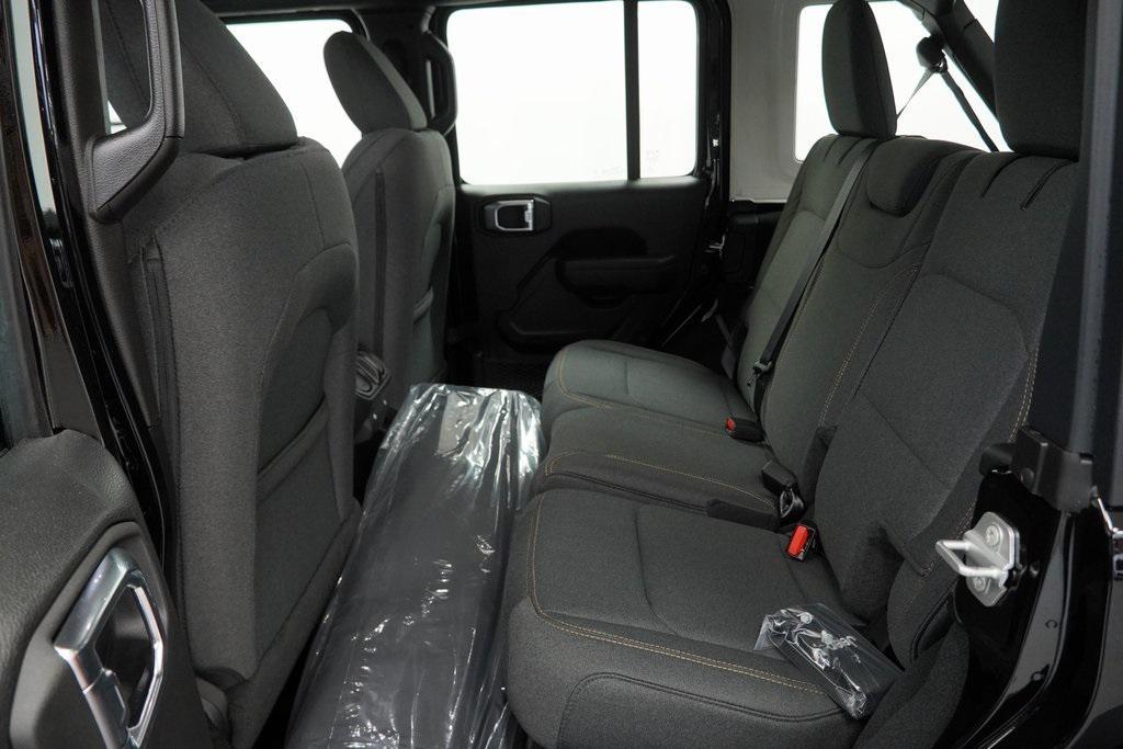 new 2025 Jeep Wrangler car, priced at $37,080