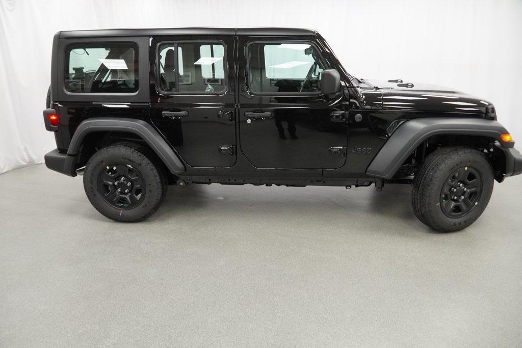 new 2025 Jeep Wrangler car, priced at $37,080