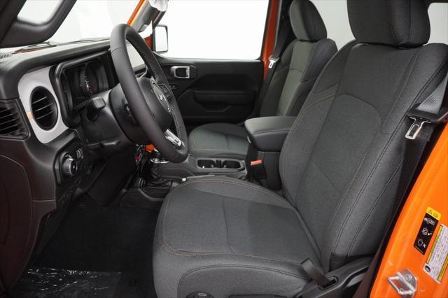 new 2025 Jeep Wrangler car, priced at $46,980