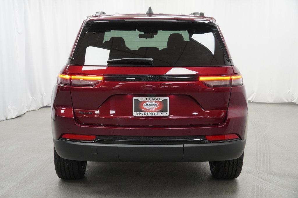 new 2025 Jeep Grand Cherokee car, priced at $41,125