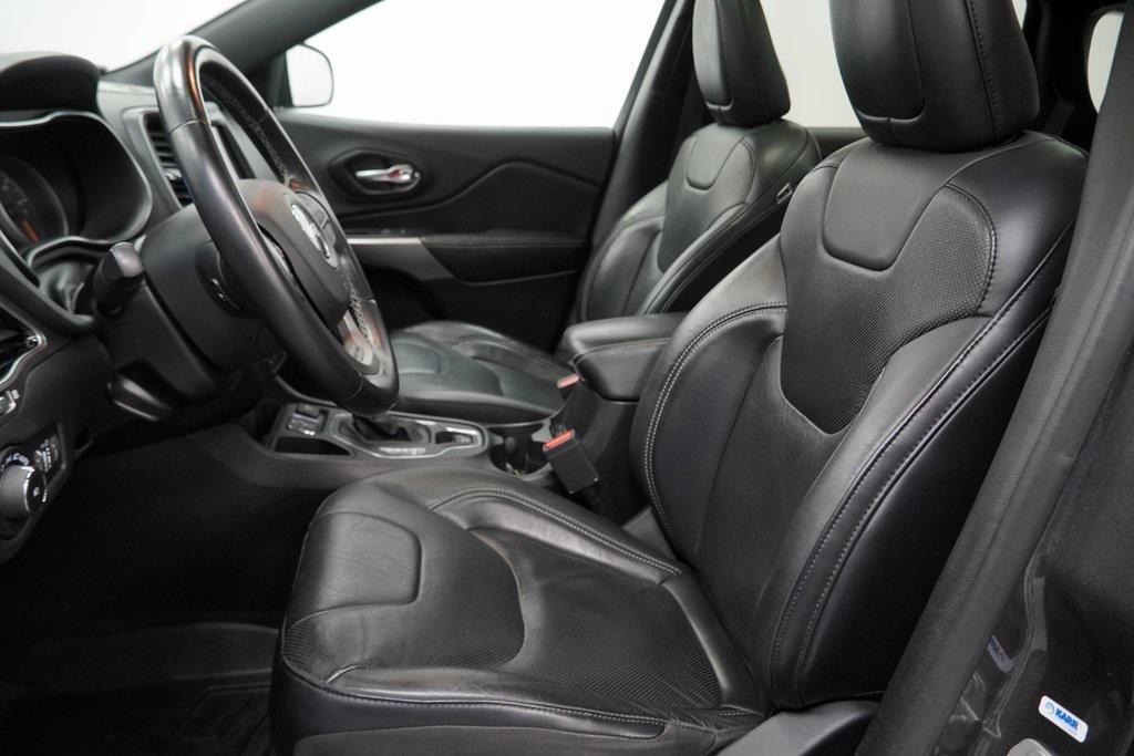 used 2021 Jeep Cherokee car, priced at $23,494