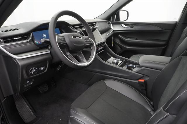 new 2025 Jeep Grand Cherokee L car, priced at $40,230