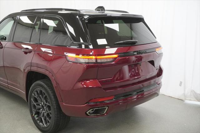 new 2025 Jeep Grand Cherokee car, priced at $56,675