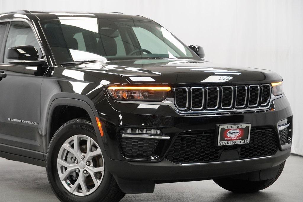 used 2022 Jeep Grand Cherokee car, priced at $33,794