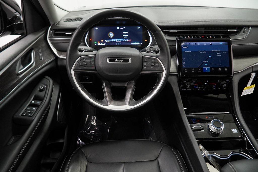 used 2022 Jeep Grand Cherokee car, priced at $33,794