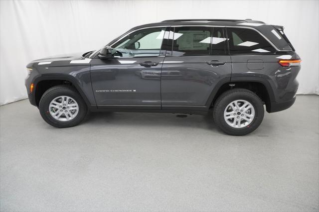 new 2025 Jeep Grand Cherokee car, priced at $34,125
