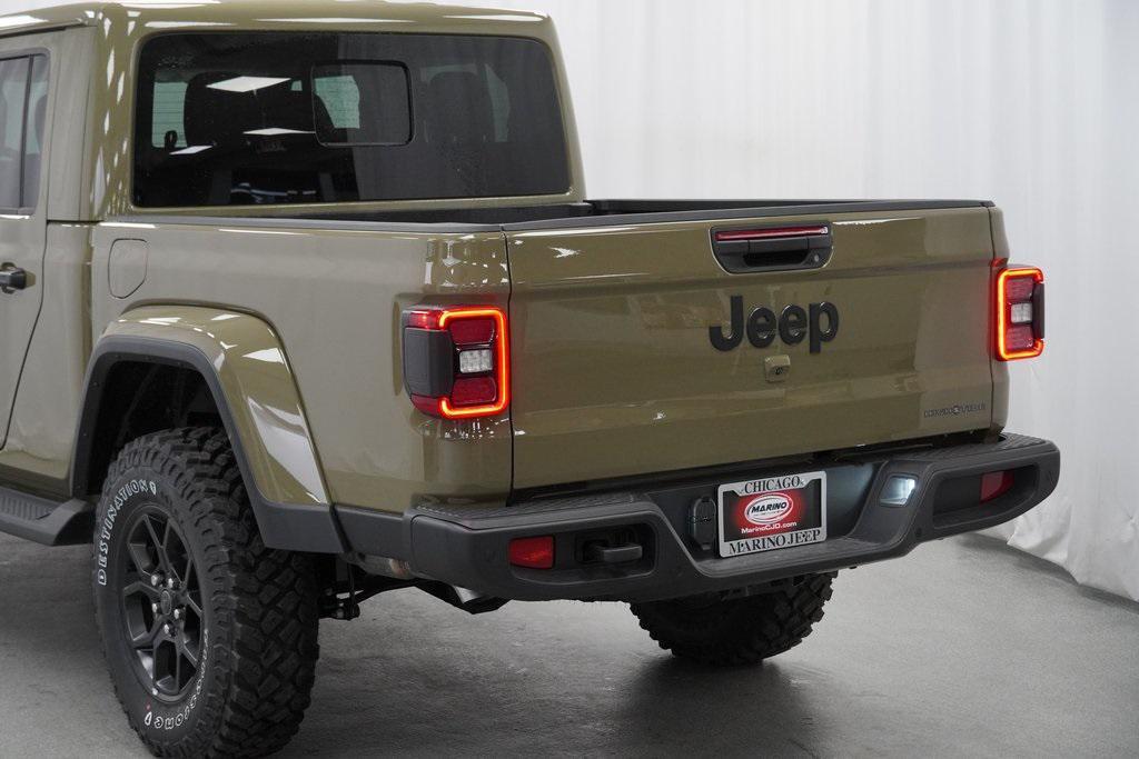 new 2025 Jeep Gladiator car, priced at $43,585