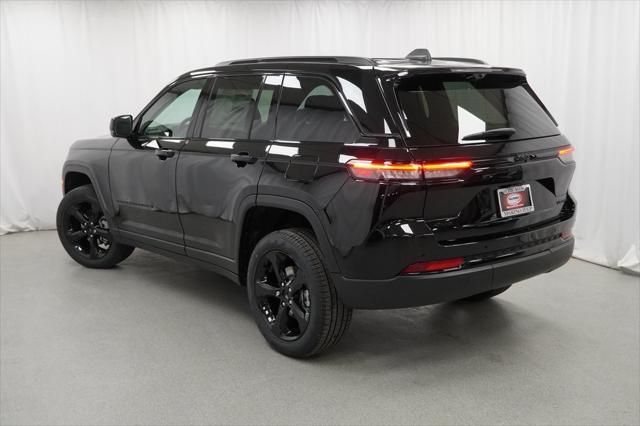 new 2025 Jeep Grand Cherokee car, priced at $47,960