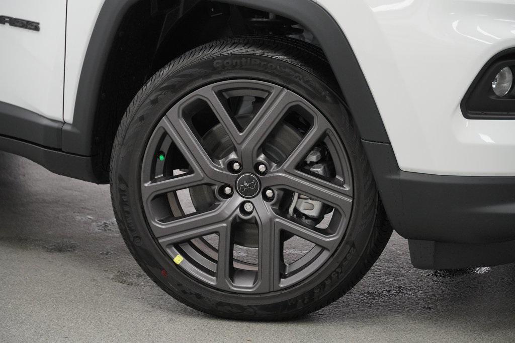 new 2026 Jeep Compass car, priced at $29,090