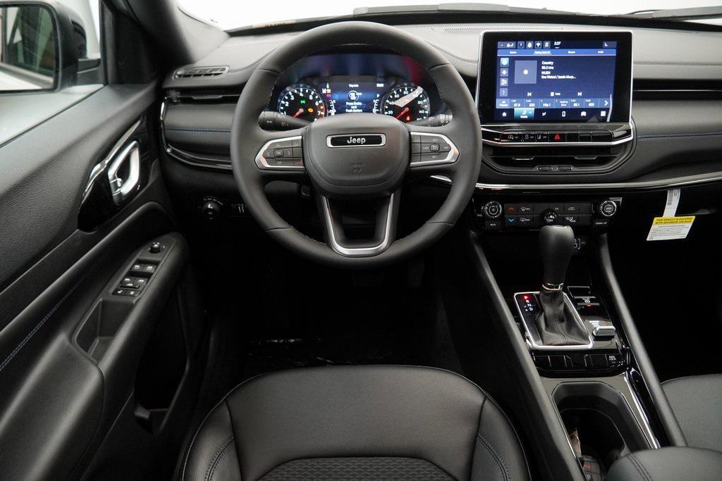 new 2026 Jeep Compass car, priced at $29,090