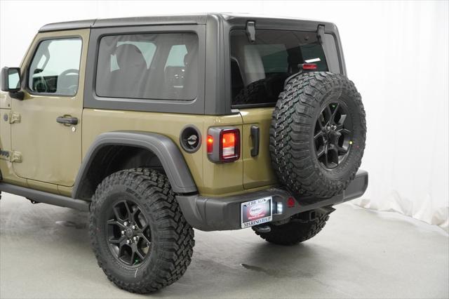 new 2025 Jeep Wrangler car, priced at $41,875