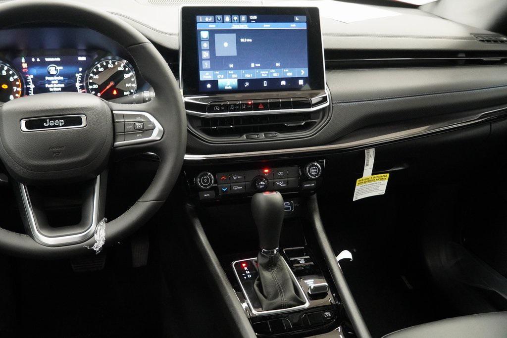 new 2026 Jeep Compass car, priced at $31,185