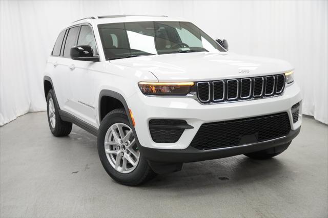 new 2025 Jeep Grand Cherokee car, priced at $34,080