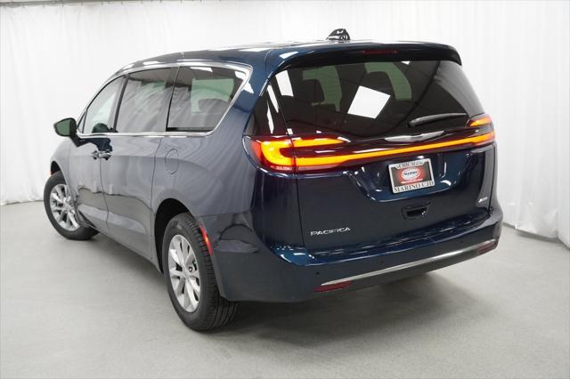 new 2025 Chrysler Pacifica car, priced at $43,530