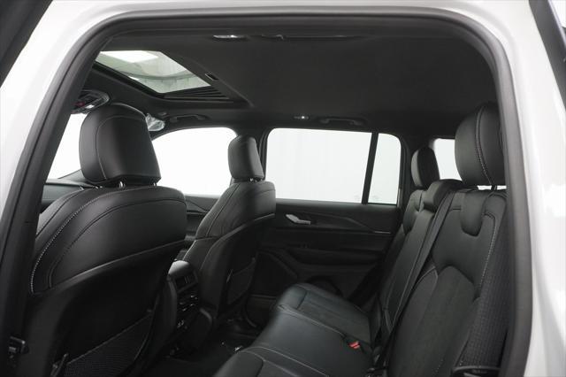 new 2025 Jeep Grand Cherokee car, priced at $37,635