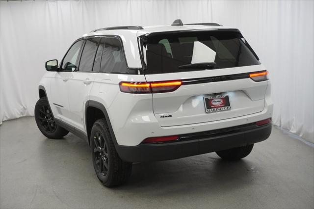 new 2025 Jeep Grand Cherokee car, priced at $37,635