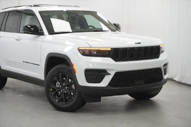 new 2025 Jeep Grand Cherokee car, priced at $37,635