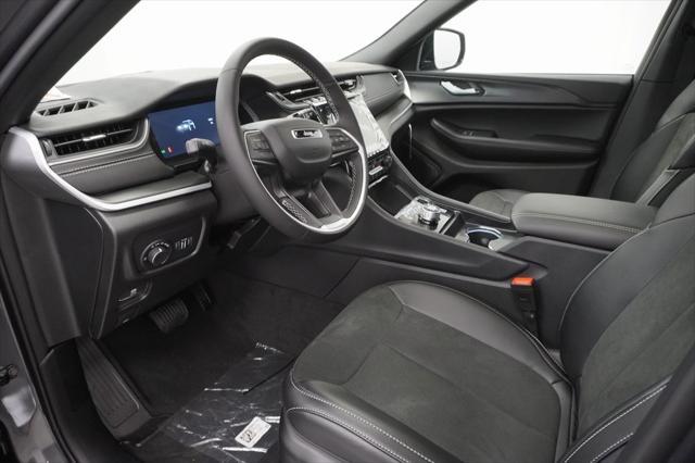 new 2025 Jeep Grand Cherokee L car, priced at $40,230