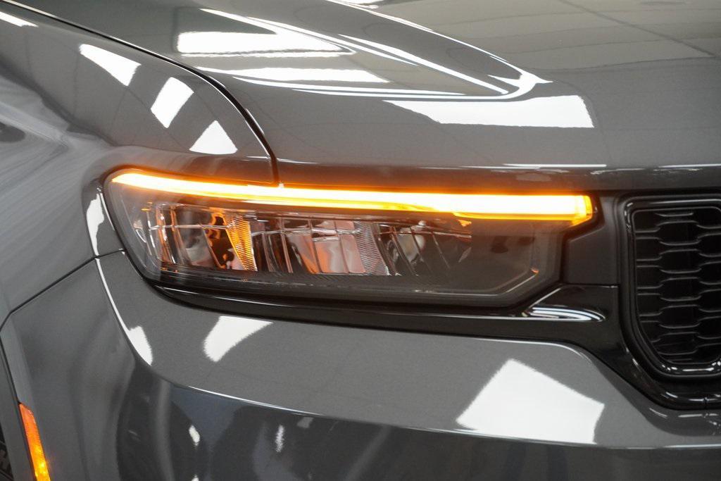 new 2025 Jeep Grand Cherokee car, priced at $39,480