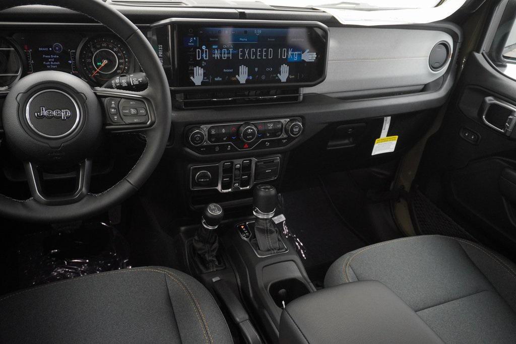 new 2025 Jeep Wrangler car, priced at $47,965