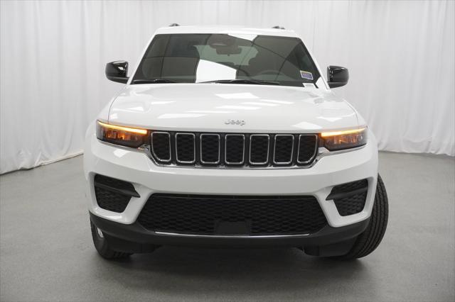 new 2025 Jeep Grand Cherokee car, priced at $33,530