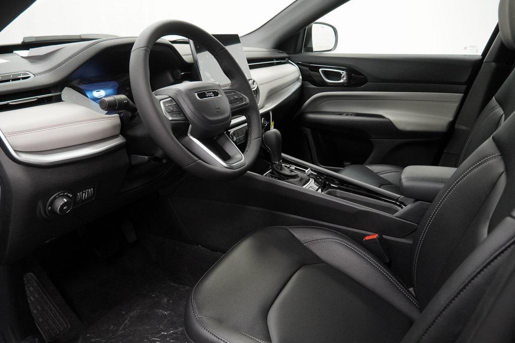 new 2026 Jeep Compass car, priced at $31,625