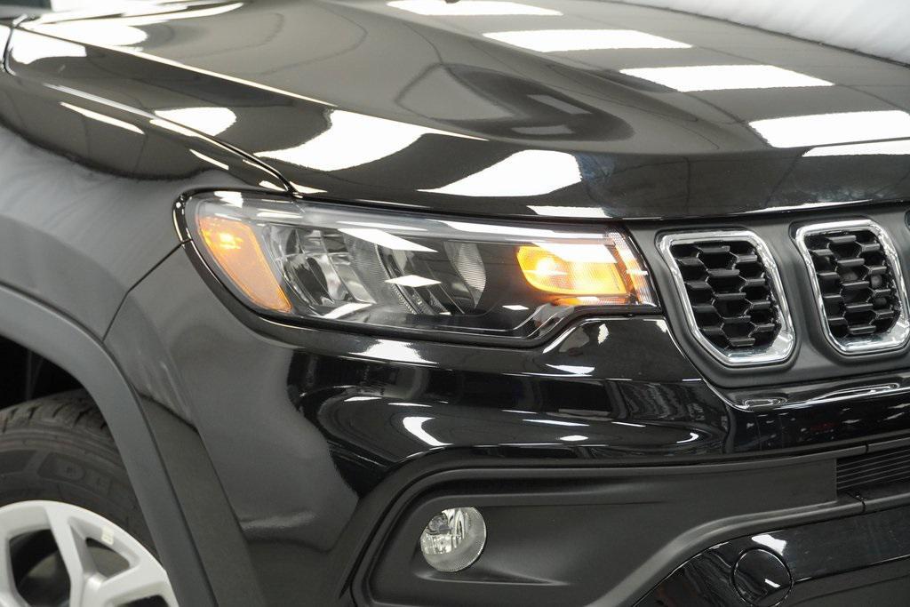 new 2025 Jeep Compass car, priced at $26,760