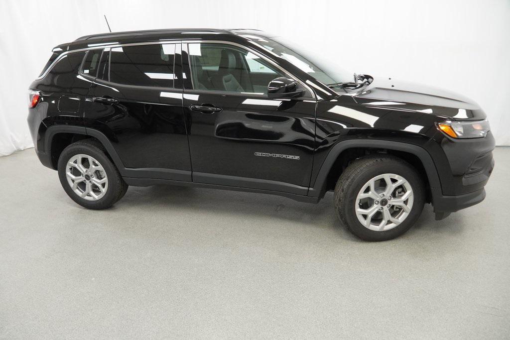 new 2025 Jeep Compass car, priced at $26,760