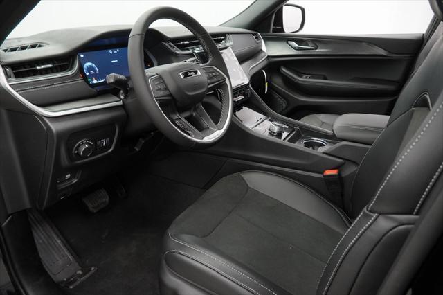 new 2025 Jeep Grand Cherokee L car, priced at $43,925