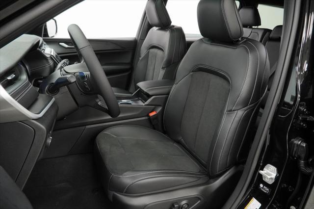 new 2025 Jeep Grand Cherokee L car, priced at $43,925