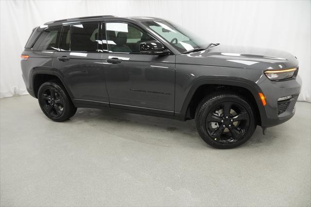 new 2025 Jeep Grand Cherokee car, priced at $47,460