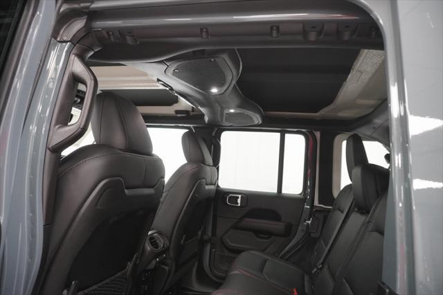 new 2025 Jeep Wrangler car, priced at $60,495