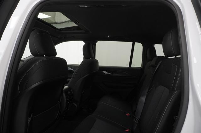 new 2025 Jeep Grand Cherokee car, priced at $34,280