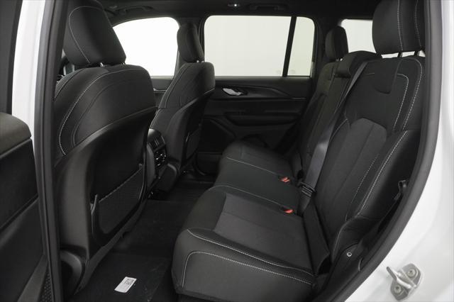 new 2025 Jeep Grand Cherokee car, priced at $34,280