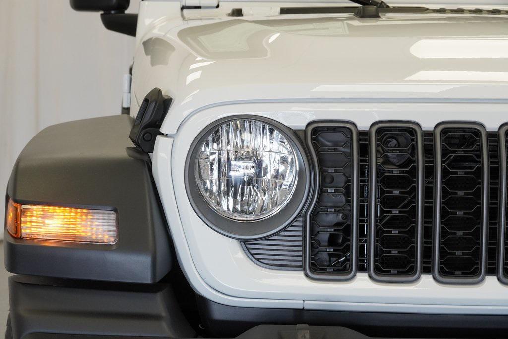new 2025 Jeep Wrangler car, priced at $36,980