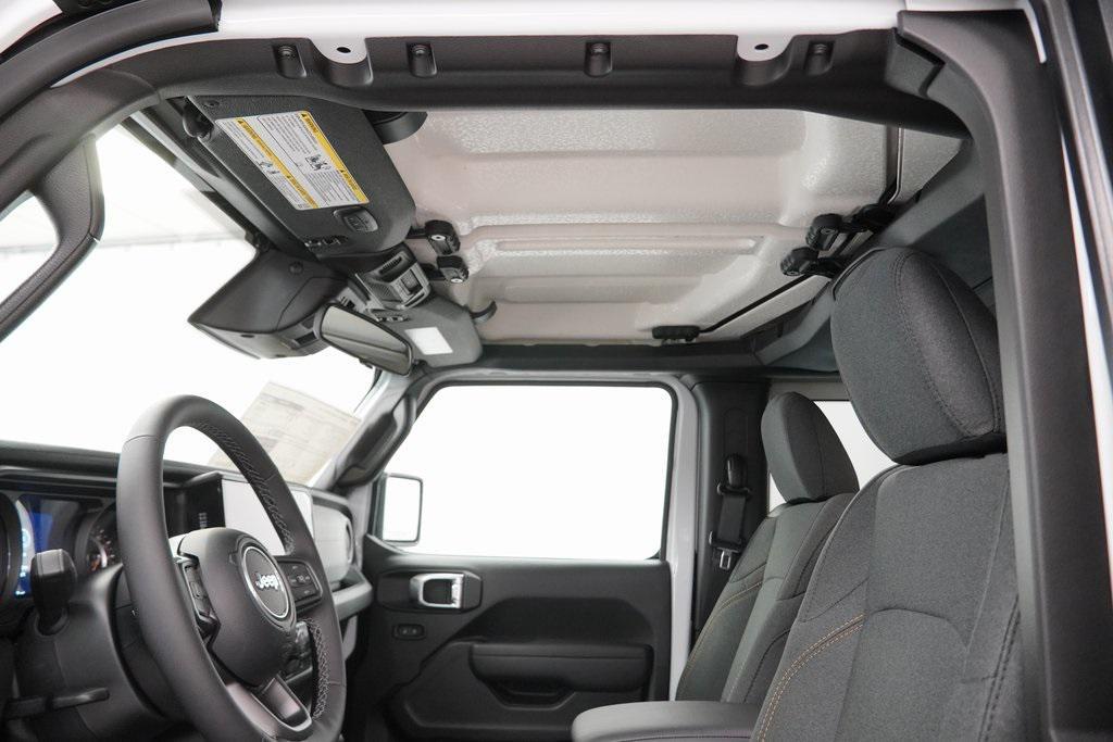 new 2025 Jeep Wrangler car, priced at $36,980