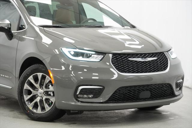 new 2025 Chrysler Pacifica car, priced at $51,975