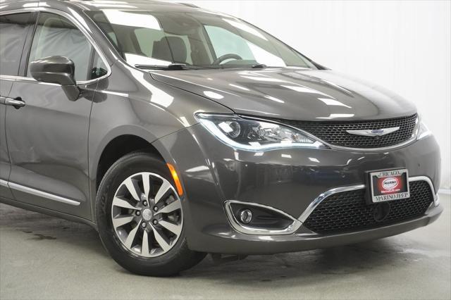 used 2020 Chrysler Pacifica car, priced at $27,994