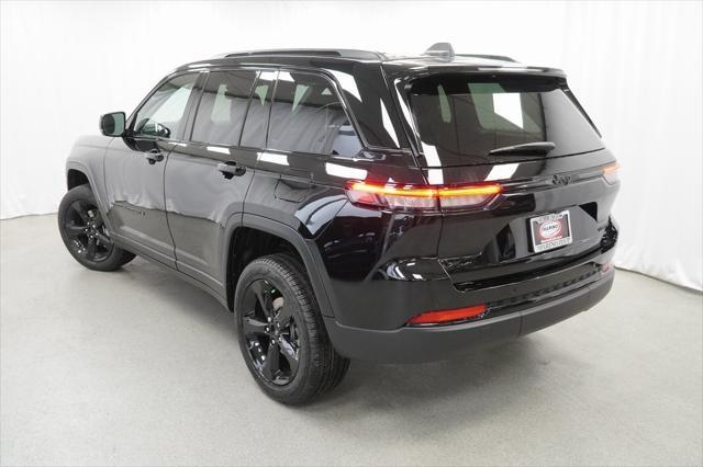 new 2024 Jeep Grand Cherokee car, priced at $48,535