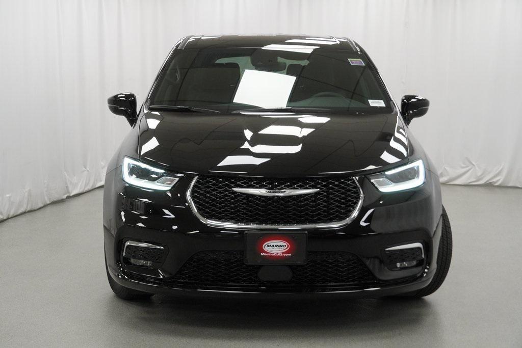 new 2026 Chrysler Pacifica car, priced at $38,140