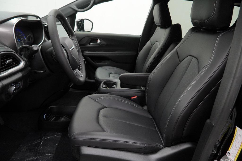 new 2026 Chrysler Pacifica car, priced at $38,140