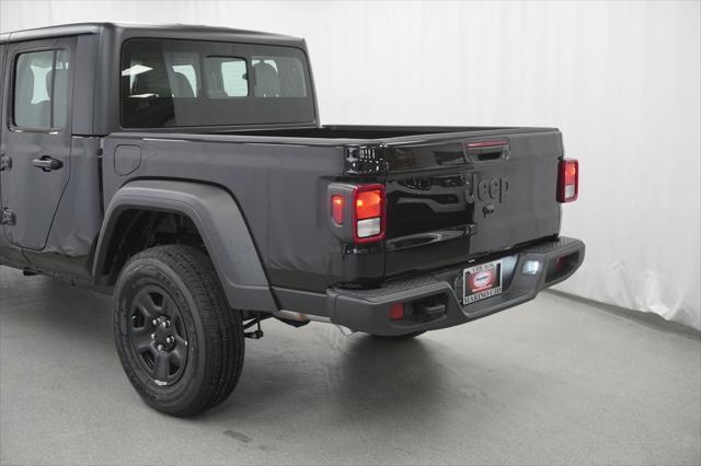 new 2025 Jeep Gladiator car, priced at $39,385
