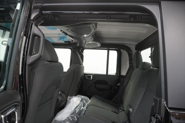 new 2025 Jeep Gladiator car, priced at $39,385