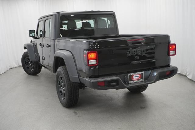 new 2025 Jeep Gladiator car, priced at $39,385