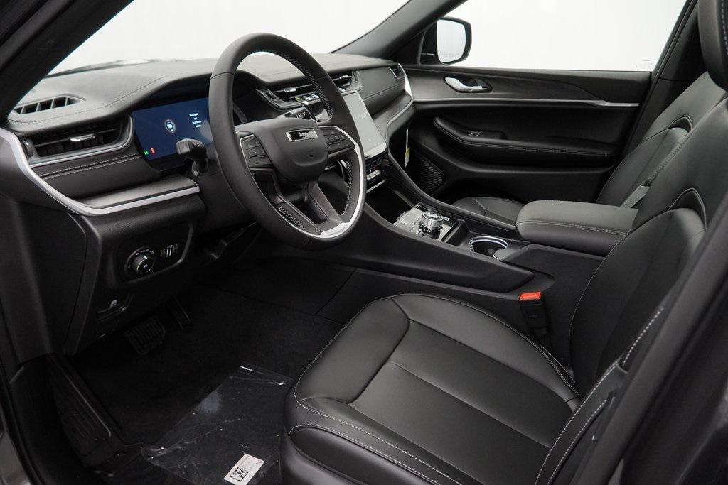 new 2025 Jeep Grand Cherokee L car, priced at $48,335