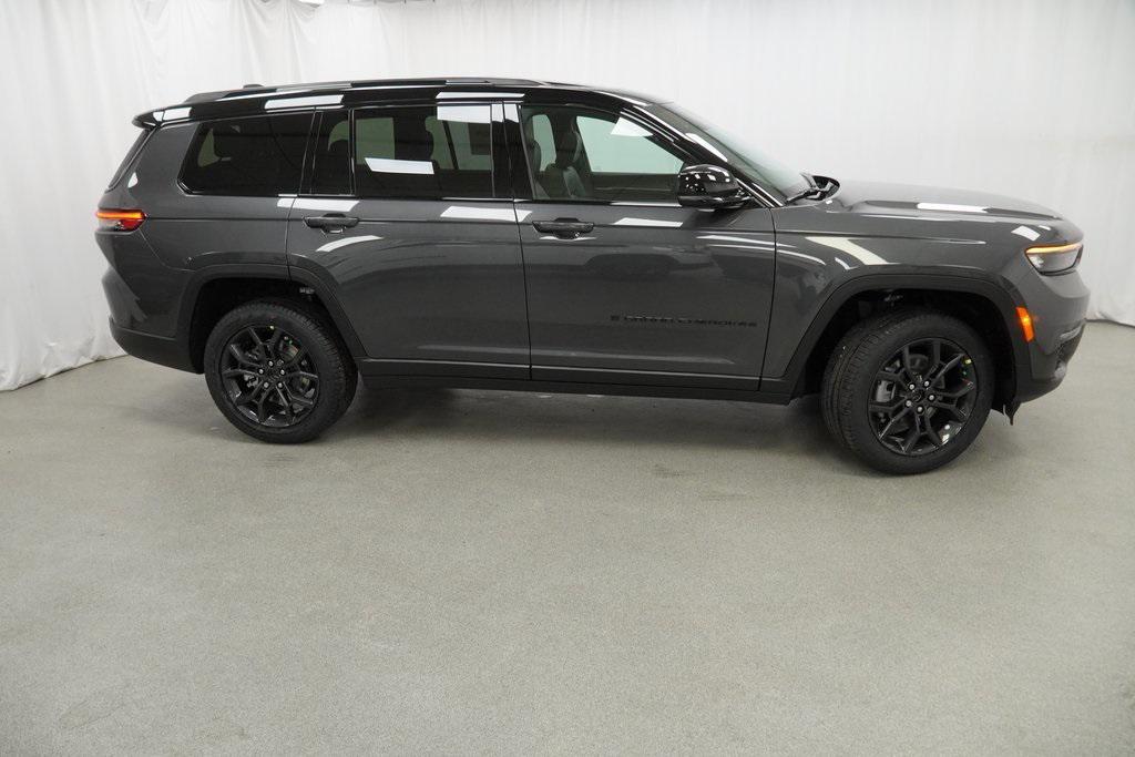 new 2025 Jeep Grand Cherokee L car, priced at $48,335