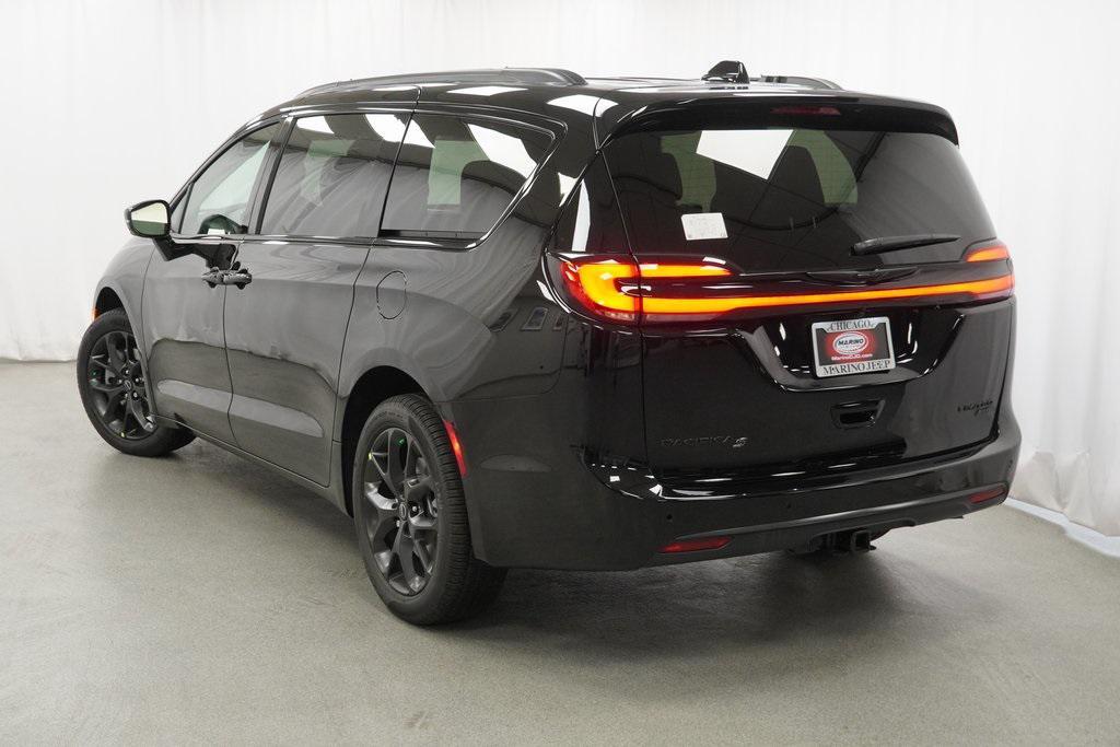 new 2026 Chrysler Pacifica car, priced at $54,005
